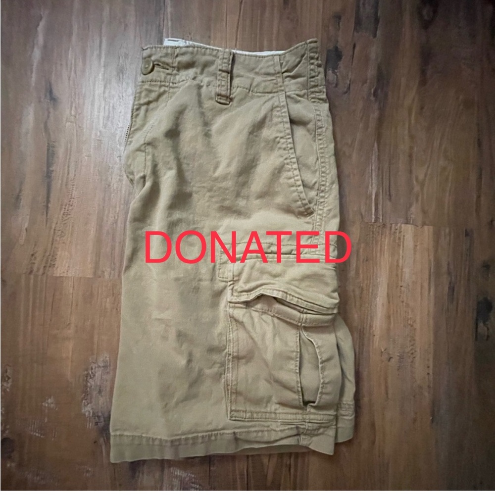 Old Navy cargo shorts